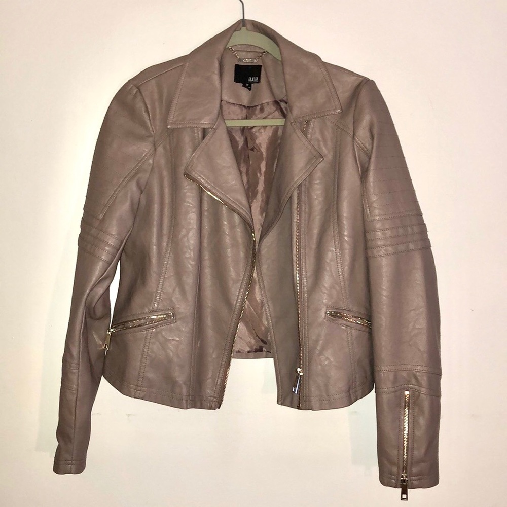 ❄️Faux-Leather Jacket
